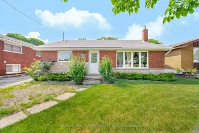 Detached in Hamilton