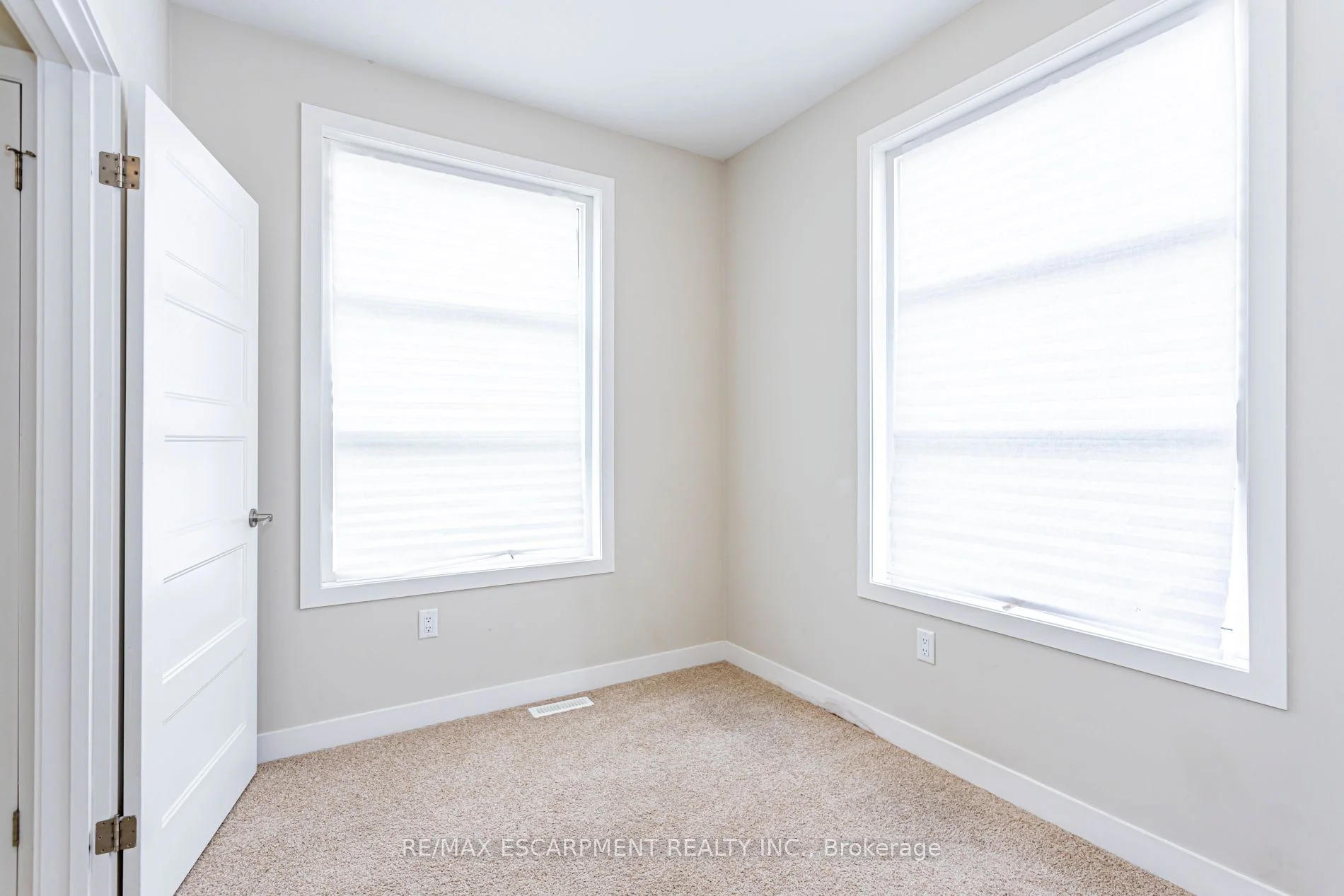 941 Manhattan Way, London North, ON N6G 0J7