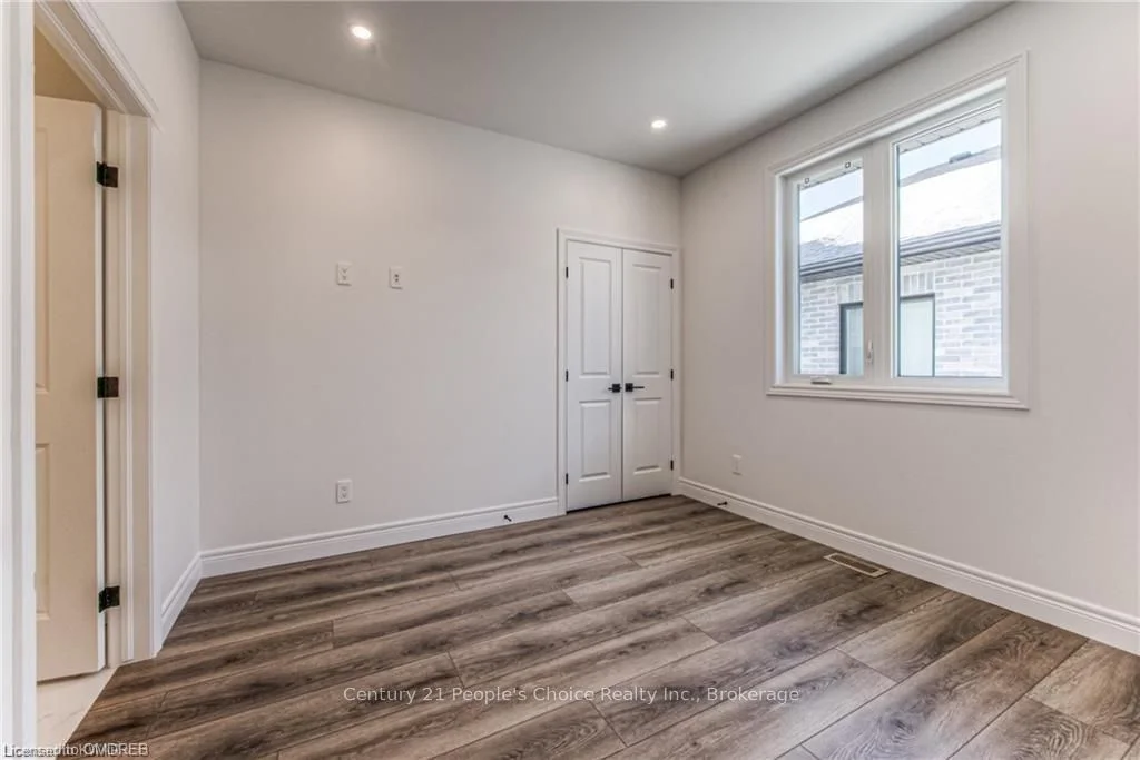 1065 KINCAID Street W, North Perth, ON N4W 0J8