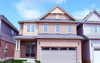 Detached in Brantford