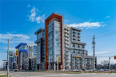 Condo Apartment in Hamilton