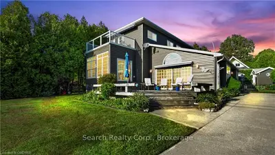 Detached in South Bruce Peninsula