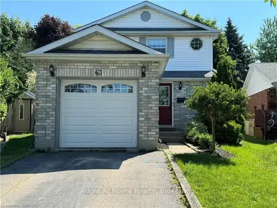 Detached in Cambridge