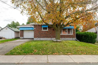 Detached in Asphodel-Norwood
