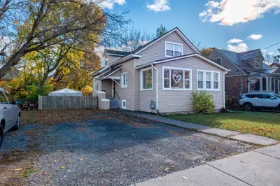 Detached in Kingston