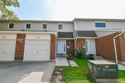 Condo Townhouse in St. Catharines