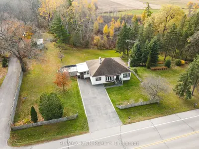 Detached in North Dumfries