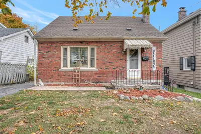 Detached in Cambridge