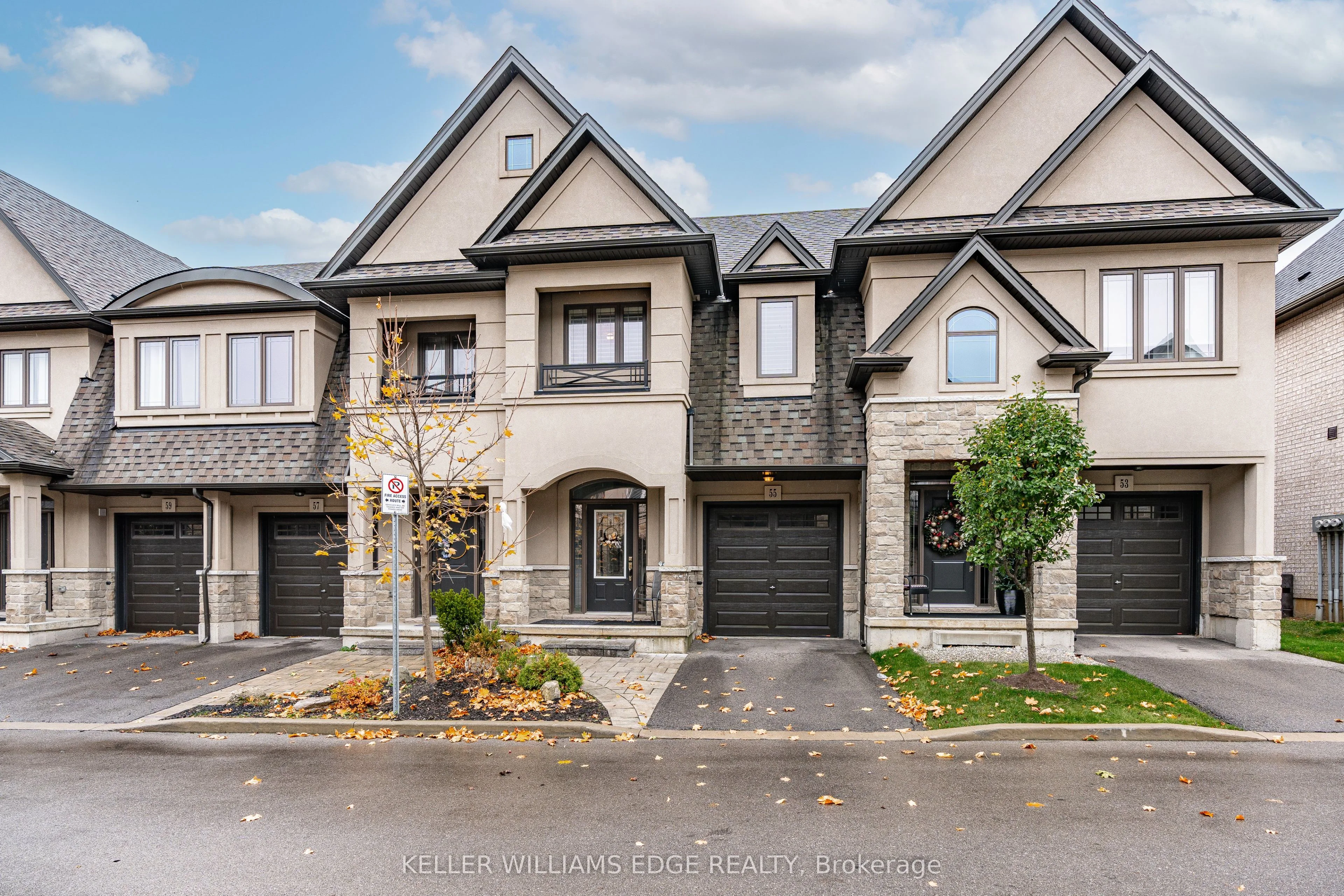 Att/Row/Townhouse in Hamilton