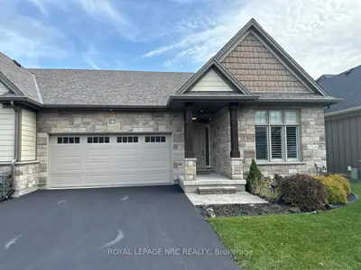 Att/Row/Townhouse in Lincoln