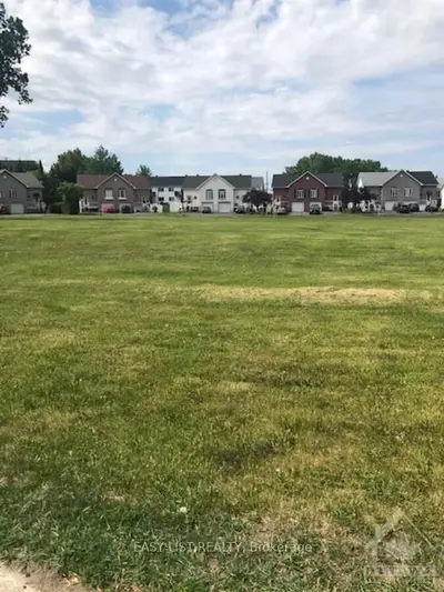 111 Portelance Avenue, Hawkesbury, On K6a 2z5