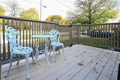Semi-Detached in Hamilton