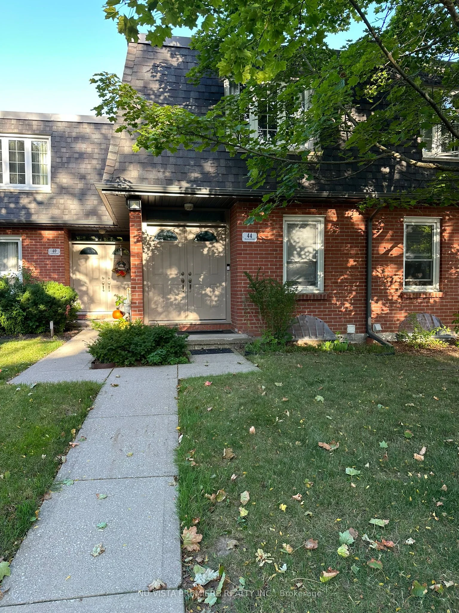 Condo Townhouse in London North
