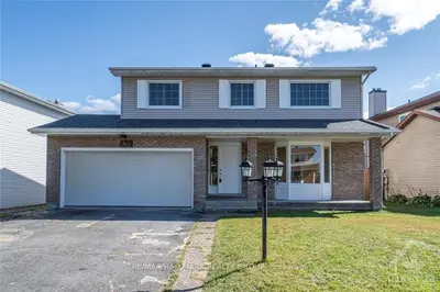 Detached in Tanglewood - Grenfell Glen - Pineglen