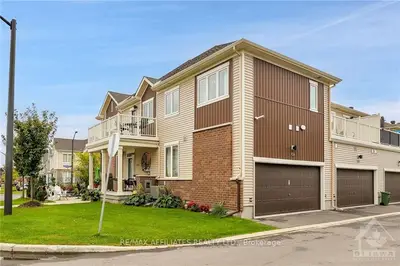 Att/Row/Townhouse in Barrhaven
