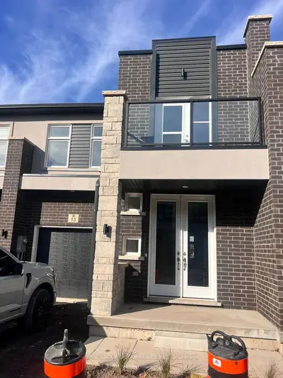Att/Row/Townhouse in Niagara Falls
