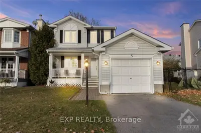 Detached in Barrhaven