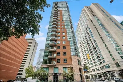 Condo Apartment in Ottawa Centre
