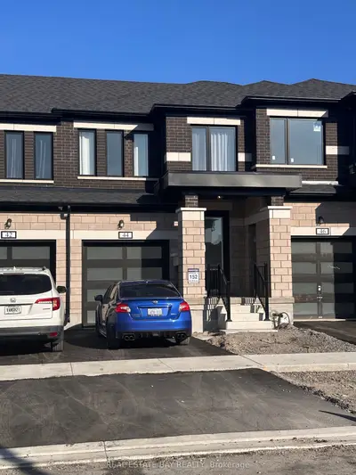 Att/Row/Townhouse in Kawartha Lakes