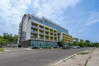 Condo Apartment in Waterloo