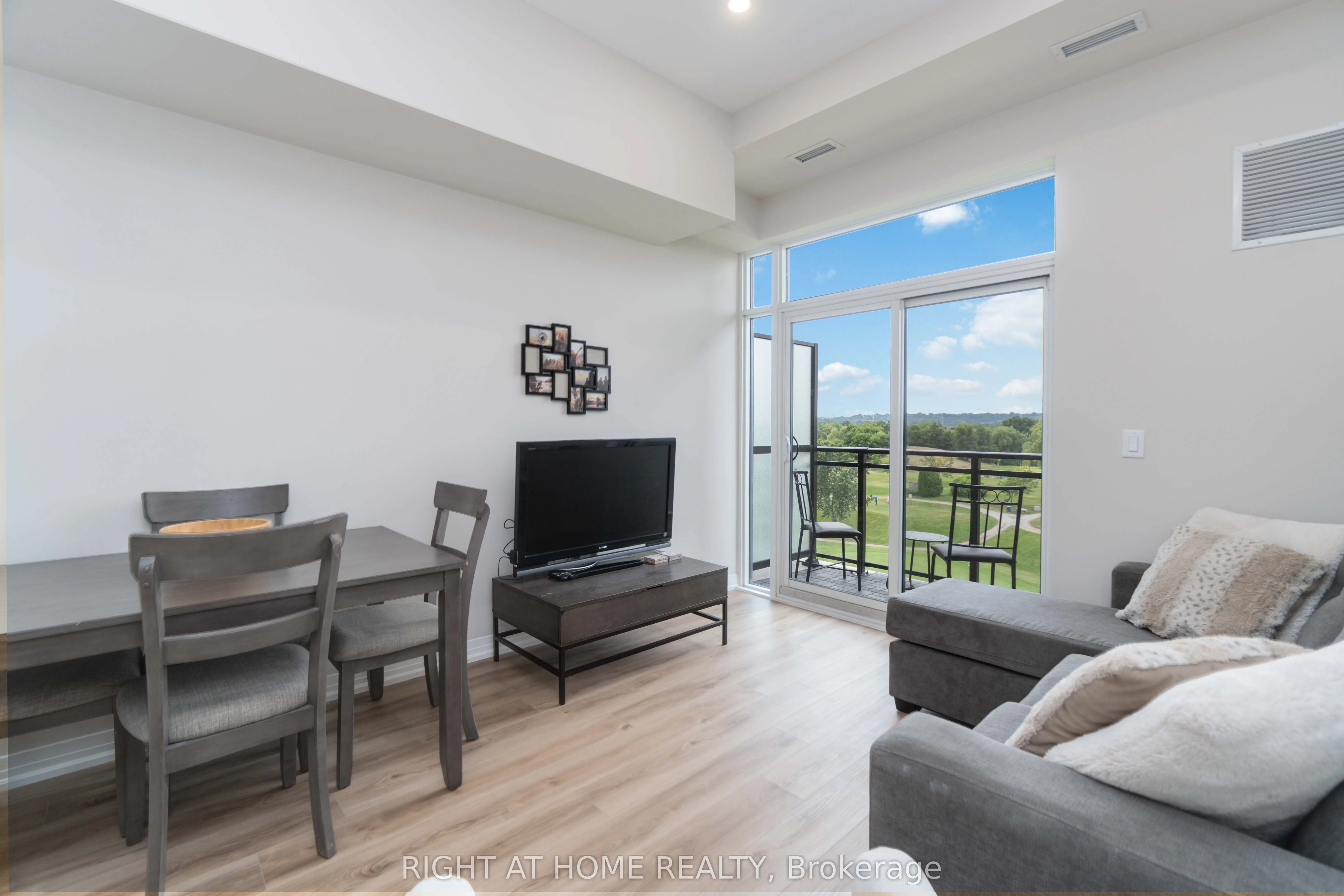 Common Element Condo in St. Catharines