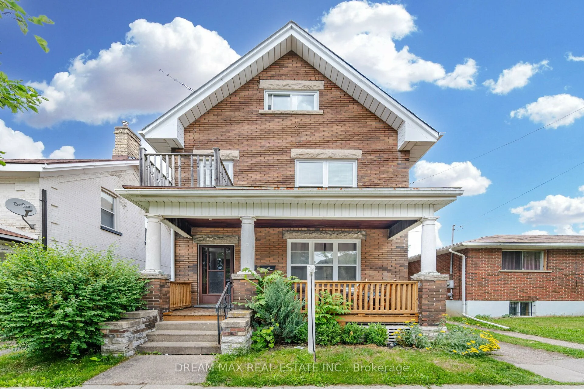Detached in Brantford