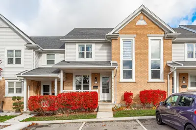 Condo Townhouse in Guelph