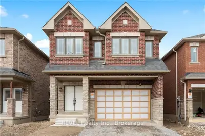 Detached in Thorold