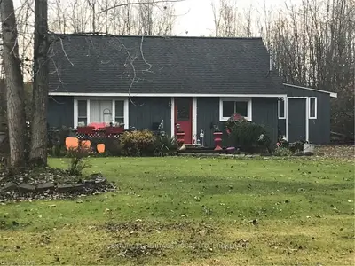 Detached in Fort Erie