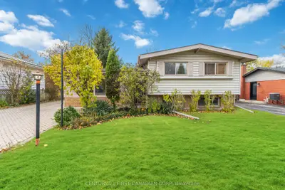 Detached in London South