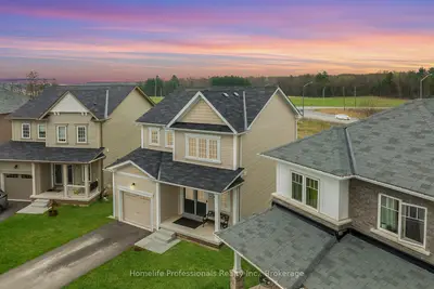 Detached in Thorold