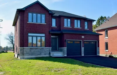Detached in West Elgin