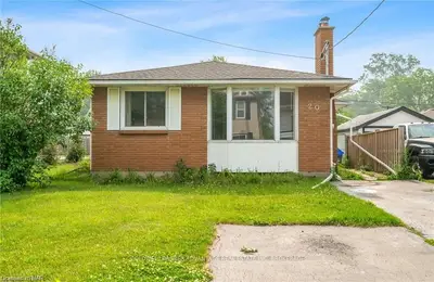 Detached in Welland