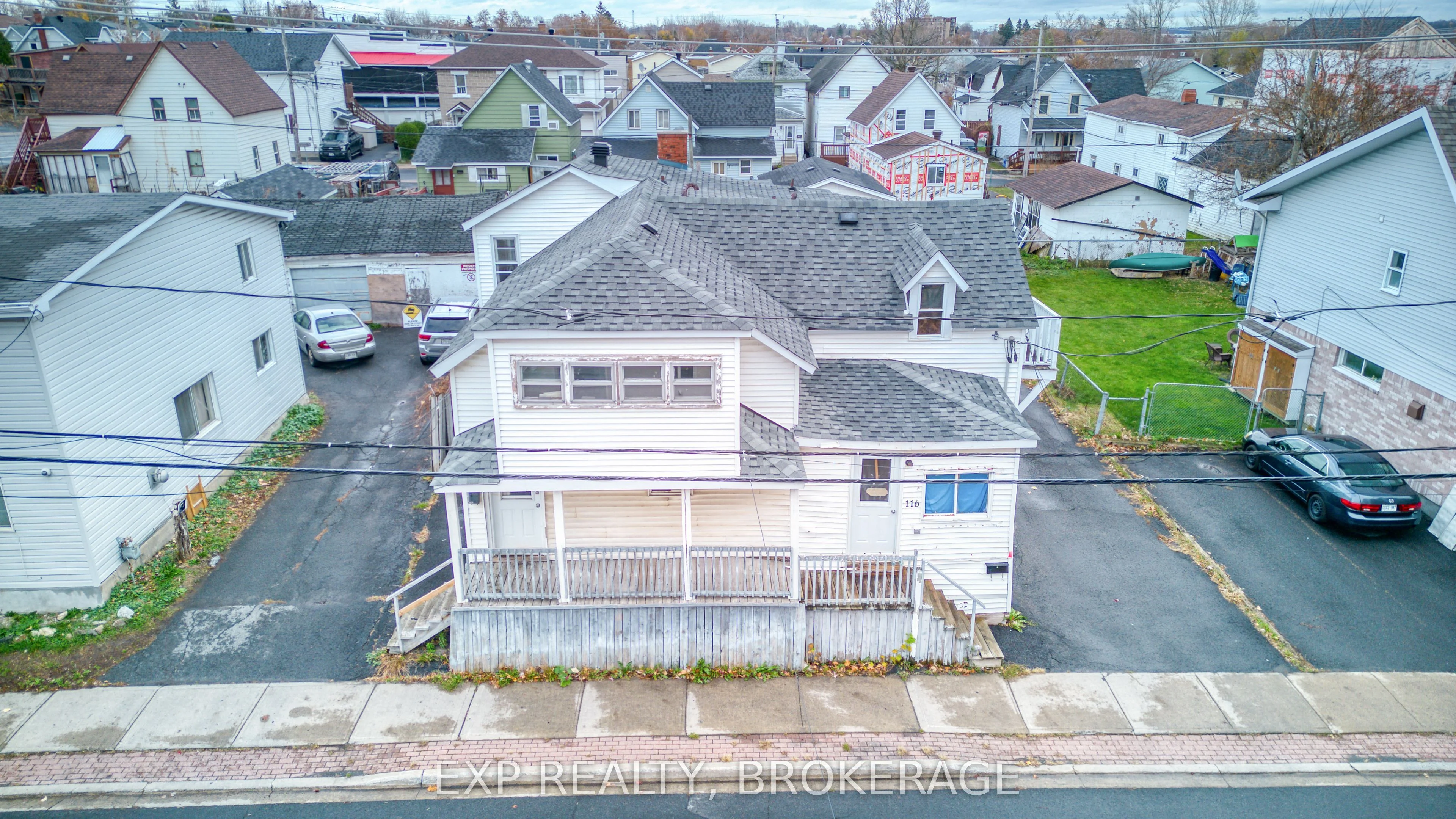 Fourplex in Cornwall