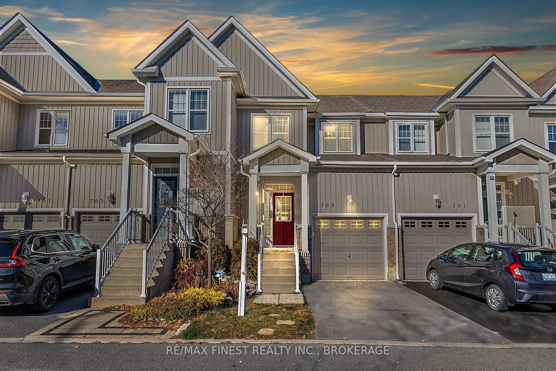 Att/Row/Townhouse in Kingston