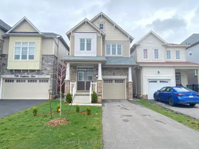 Detached in Niagara Falls