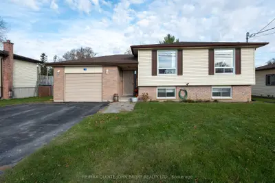 Detached in Quinte West