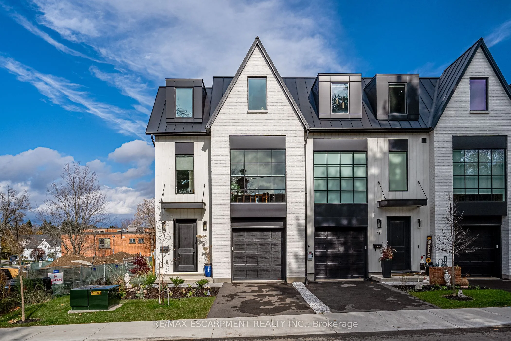 11 Church Street, Hamilton, On L9g 2y6