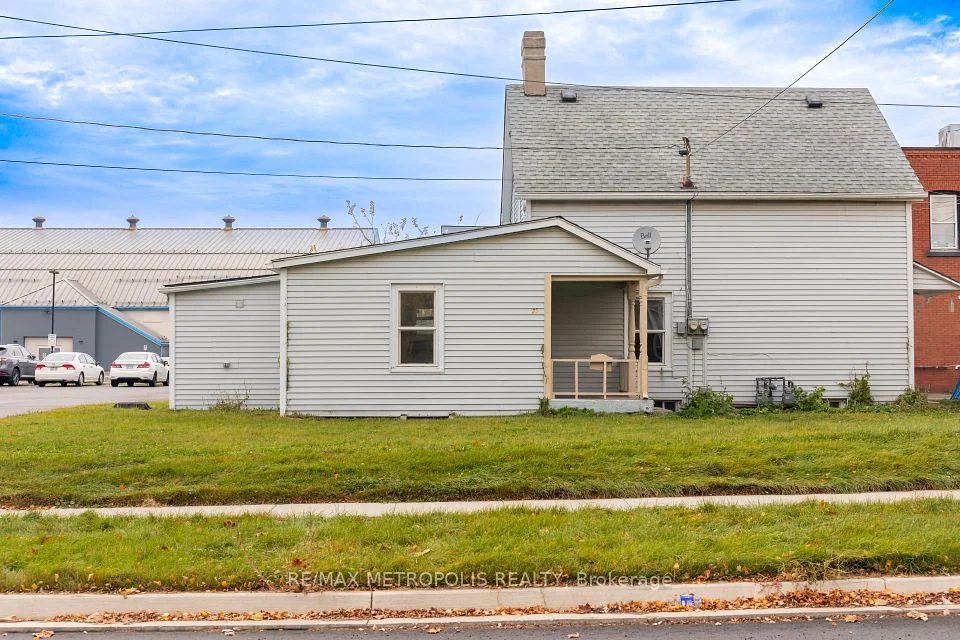 525 King Street, Welland, ON L3B 3K4