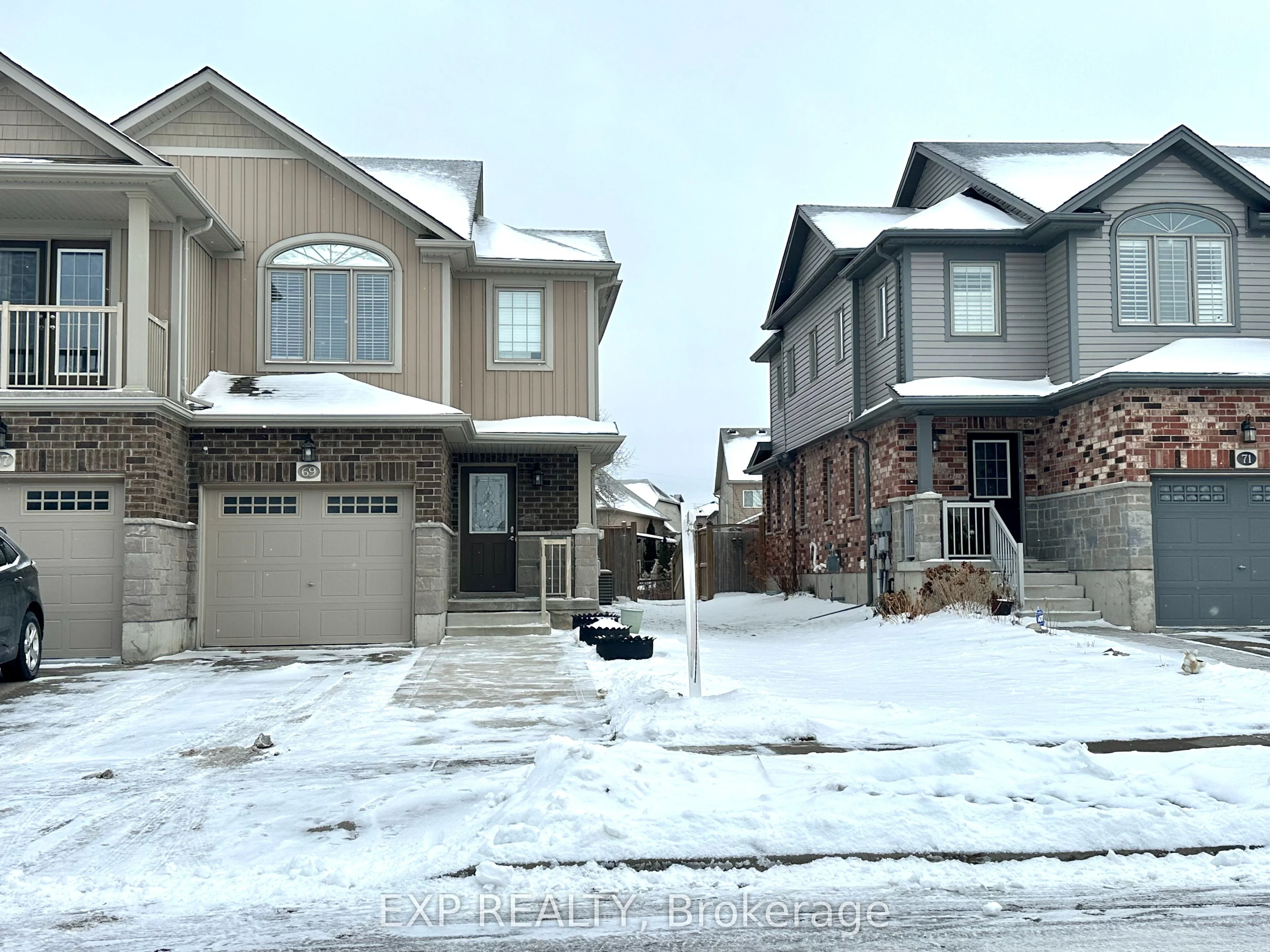 Att/Row/Townhouse in Kitchener