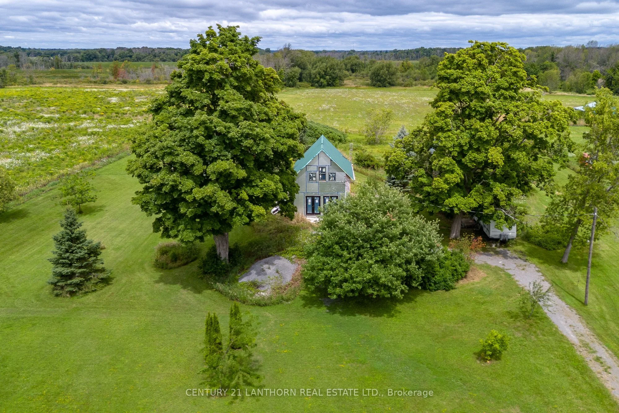 4805 County Road 8 Road, Prince Edward County, On K0k 2t0