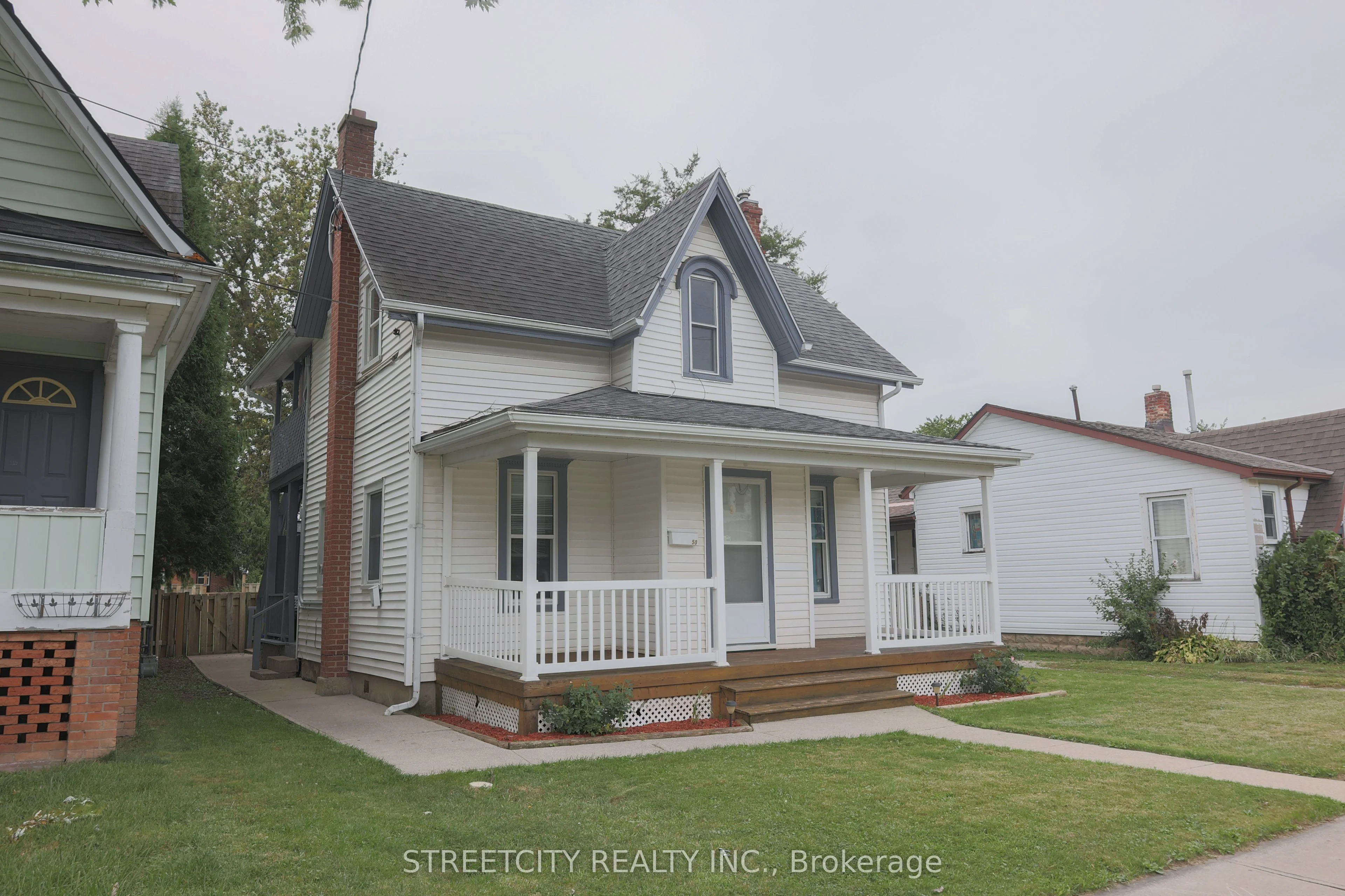 Detached in Chatham-Kent