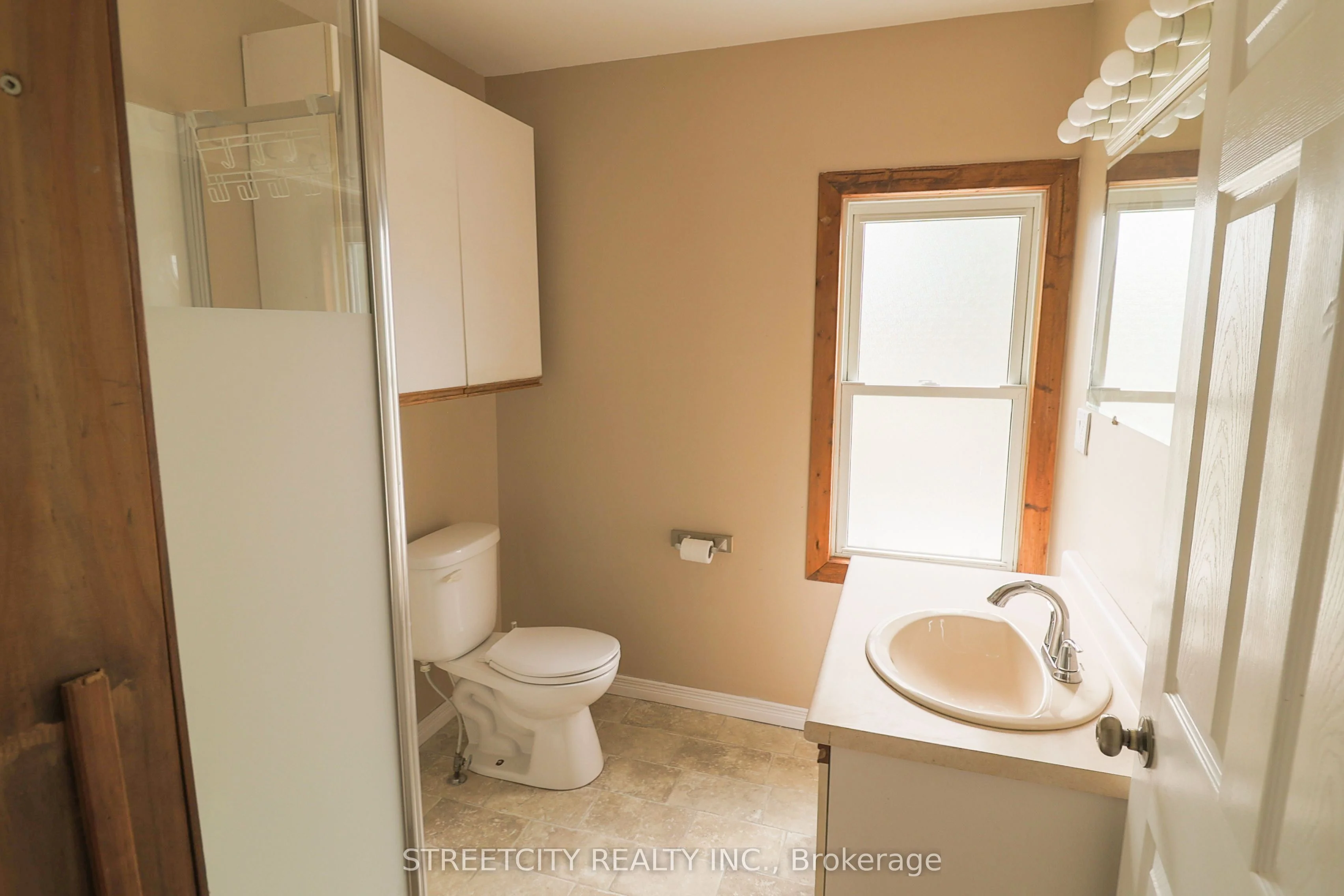 50 Joseph Street, Chatham-Kent, ON N7L 3G6