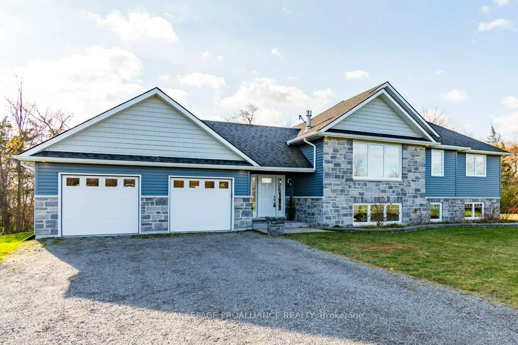 Detached in Prince Edward County
