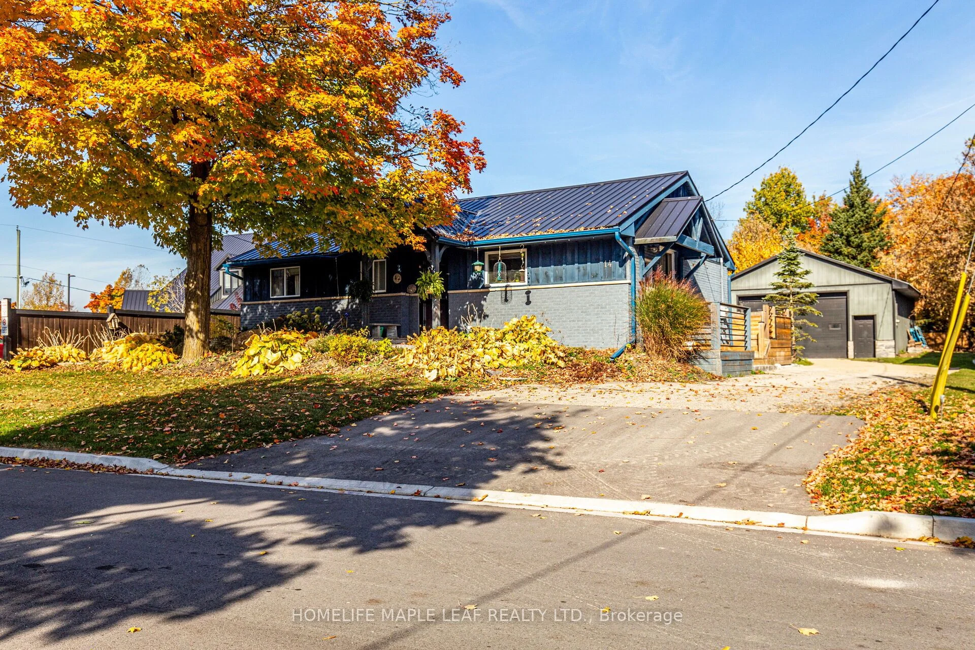 14 Webb Street E, East Luther Grand Valley, On L9w 5y4