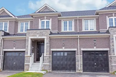 Att/Row/Townhouse in Guelph