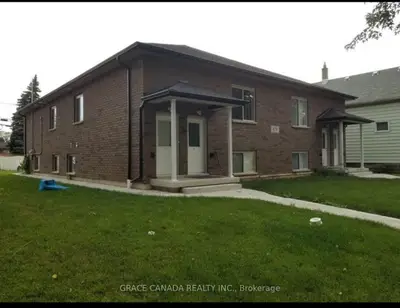Fourplex in Windsor