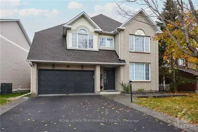 Detached in Barrhaven