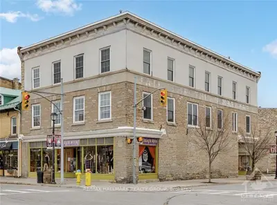 2 Gore Street E, Perth, On K7h 1h5