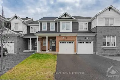 Att/Row/Townhouse in Orleans - Cumberland and Area